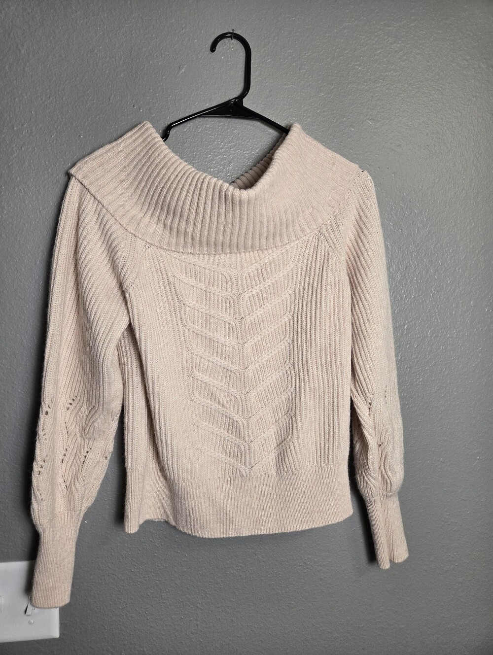 White House Black Market Light Pink Off The Shoulder Cashmere Wool Blend Sweater